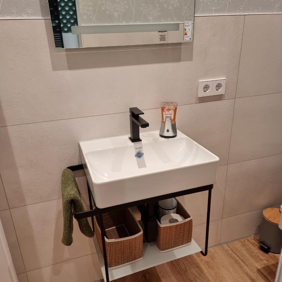 Exklusive Ferienwohnung Hattorfer Teiche ولفسبورج المظهر الخارجي الصورة